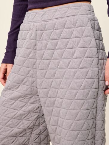 Old Navy Quilted Bounce Fleece Sweatpant - Mockingbird in Kuwait