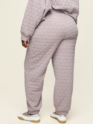 Old Navy Quilted Bounce Fleece Sweatpant - Mockingbird in Kuwait