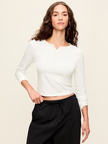 Old Navy Long-Sleeve Split-Neck Top - White Lilies in Kuwait
