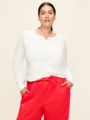 Old Navy Long-Sleeve Split-Neck Top - White Lilies in Kuwait