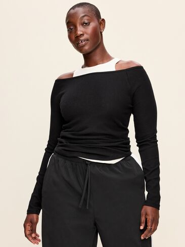 Old Navy CloudLite Ribbed Long-Sleeve Boatneck Top - Black Jack in Kuwait