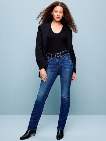 Old Navy Mid-Rise Straight Leg Jeans - Indigo Archive in Kuwait