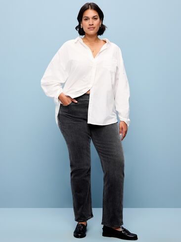 Old Navy Mid-Rise Straight Leg Jeans - Grey Matter in Kuwait