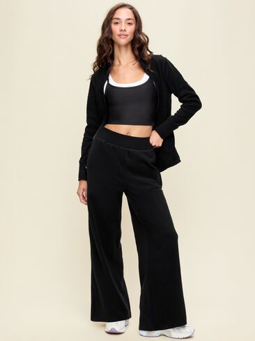 Old Navy Extra High-Waisted Performance Fleece Wide-Leg Sweatpants - Black Jack in Kuwait