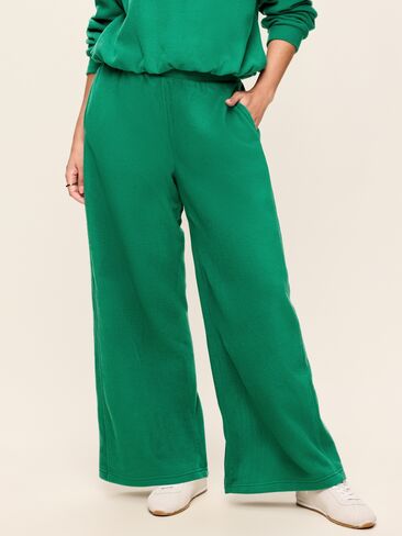 Old Navy Extra High-Waisted Performance Fleece Wide-Leg Sweatpants - Java Fern in Kuwait