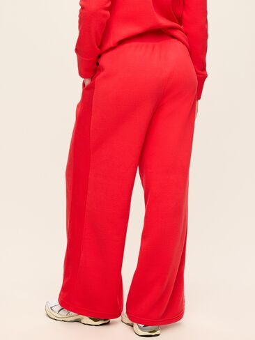 Old Navy Extra High-Waisted Performance Fleece Wide-Leg Sweatpants - Amaryllis in Kuwait