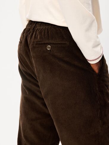 Old Navy 90's Loose Corduroy Pants - Coffee Grounds in Kuwait