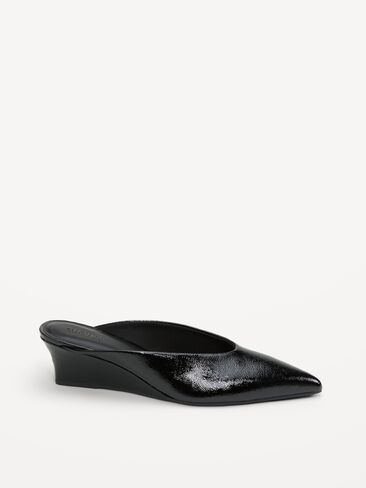 Old Navy Pointed-Toe Mules for Women - Black Jack in Kuwait