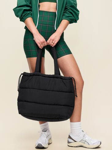 Old Navy Active Puffer Cinched Tote - Black Jack in Kuwait