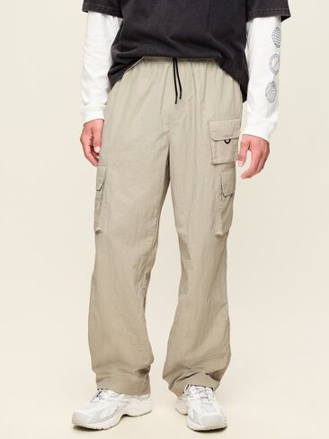 Old Navy Baggy Utility Cargo Pants - Hemisphere in Kuwait