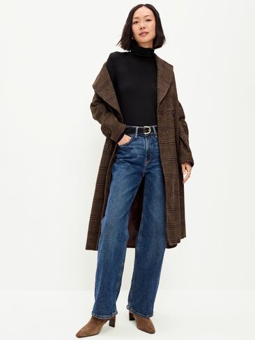 Old Navy Slim-Fit Ribbed Turtleneck - Black Jack in Kuwait