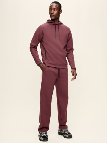 Old Navy Dynamic Fleece Straight-Leg Pants - Reddy Or Not in Kuwait