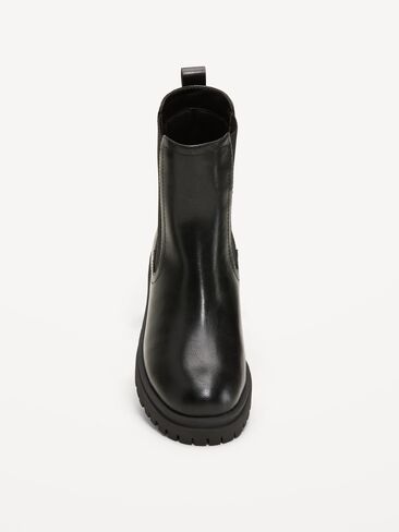Old Navy Chelsea Boots for Women - Black Jack in Kuwait