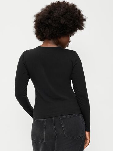 Old Navy Hug Double-Layer Crew-Neck Long-Sleeve Top - Black Jack in Kuwait