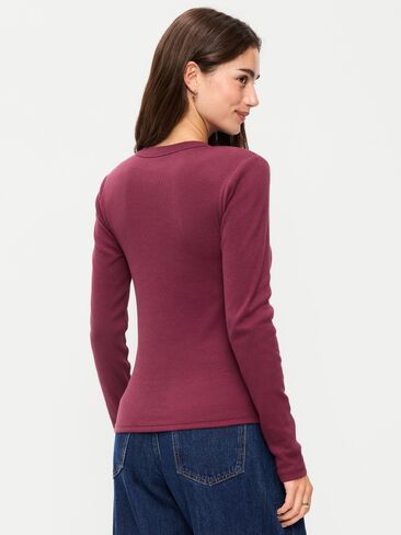Old Navy Snug Long-Sleeve T-Shirt - Reddy Or Not in Kuwait