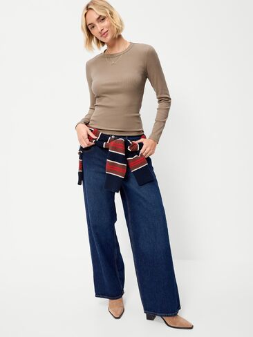 Old Navy Snug Long-Sleeve Crew-Neck T-Shirt - Chocolate Malted in Kuwait