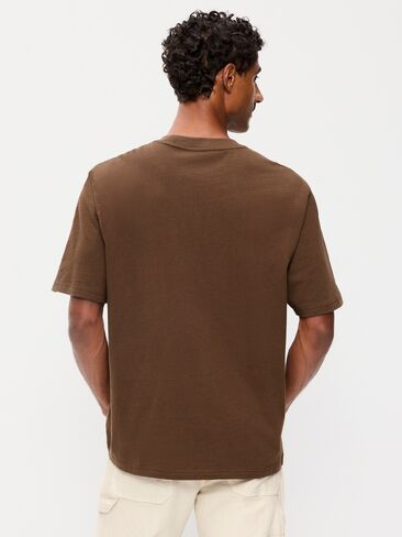 Old Navy Heavyweight Graphic T-Shirt - Dark Walnut in Kuwait
