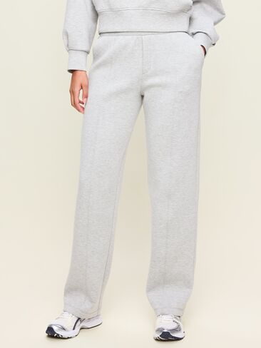 Old Navy High-Waisted Bounce Fleece Trouser Sweatpants - Heather Gray in Kuwait