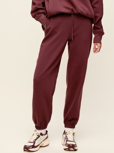 Old Navy Dynamic Fleece Joggers - Grand Canyon in Kuwait
