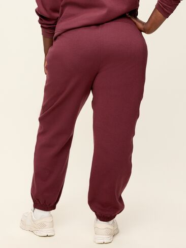 Old Navy Dynamic Fleece Joggers - Grand Canyon in Kuwait