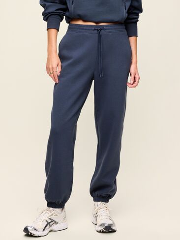 Old Navy Dynamic Fleece Joggers - Dusk Navy in Kuwait