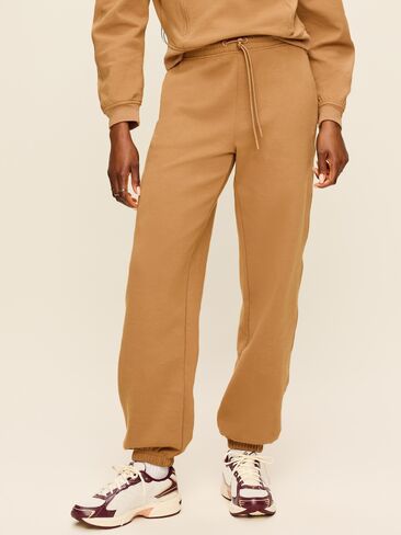 Old Navy Dynamic Fleece Joggers - Sycamore Bark in Kuwait