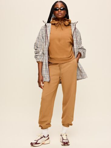 Old Navy Dynamic Fleece Joggers - Sycamore Bark in Kuwait