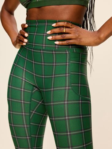 Old Navy Extra-High Waisted PowerSoft Boundless Full-Length Pocket Leggings - Green Plaid in Kuwait