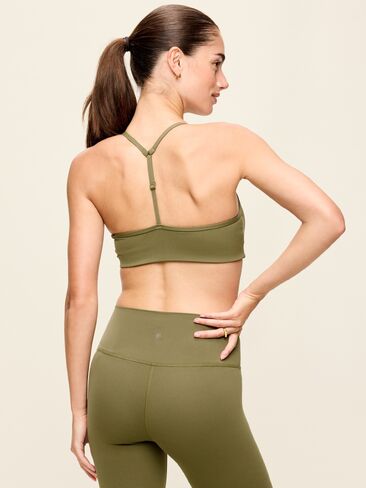 Old Navy Light Support StudioSmooth Y-Back Sports Bra - Hearthwood in Kuwait