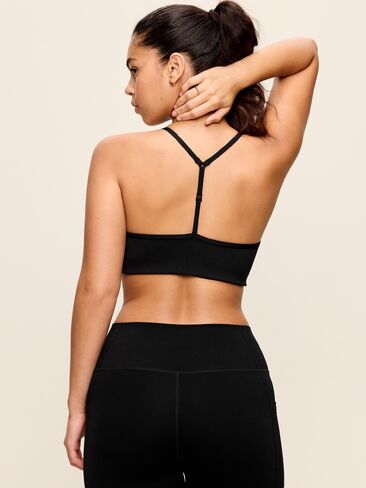 Old Navy Light Support StudioSmooth Y-Back Sports Bra - Black Jack in Kuwait