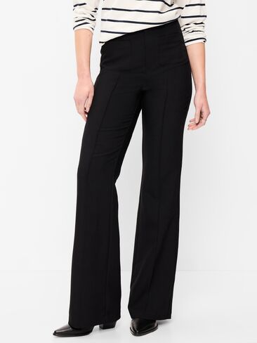 Old Navy High-Waisted Patch Pocket Flare Pants - Black Jack in Kuwait