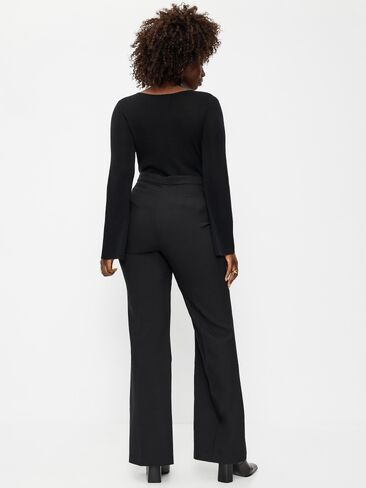 Old Navy High-Waisted Patch Pocket Flare Pants - Black Jack in Kuwait