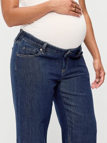 Old Navy Maternity Low-Rise OG Loose Jeans - Heritage Rinse in Kuwait
