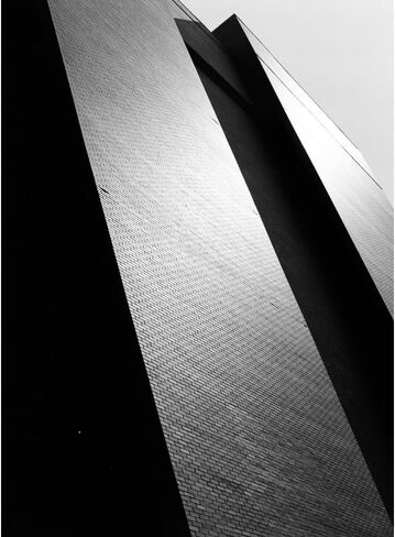 Kodak Professional Tri-X 400 Black & White Negative Film | 35mm Roll Film, 3 Rolls | 24 Exposure Each & Cloth in Kuwait