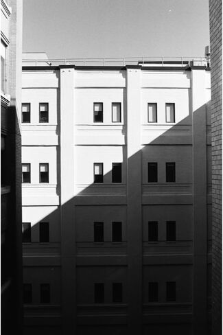 Kodak Professional Tri-X 400 Black & White Negative Film | 35mm Roll Film, 3 Rolls | 24 Exposure Each & Cloth in Kuwait