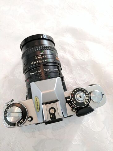 Minolta XD-11 35mm Film Camera W/ Minolta MD Rokkor-X 50mm 1.7 Lens. in Kuwait