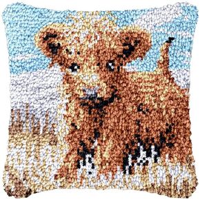 Highland Cow Baby Latch Hook Pillow Cover Kits for Adults and Starter DIY Pillowcase Cross Stitch Latch Hook Rug Kits with Preprinted Canvas Crochet Yarn Kits Needlework Crafts 17'' X 17''(c03)