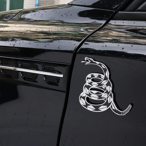 ملصق سيارة معدني Dont Tread on Me، شعار تلقائي بعلم Gadsden، ملصق ثعبان ثلاثي الأبعاد للسيارات والشاحنات والدراجات النارية (فضي) in Kuwait