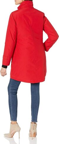 Women's Jackson Expedition Down Parka in Saudi Arabia