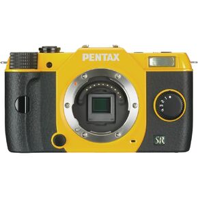 Pentax Q7 12.4 MP Compact System Camera with 3-Inch LCD and 5-15mm Lens (Black) in Kuwait