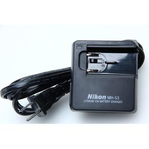 Nikon MH-53 Battery Charger (Charges EN-EL1 Battery) for Coolpix 775, 885, 995, 4300, 4500, 4800, 5000, 5400, 5700 & 8700 in Kuwait