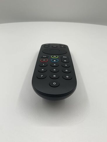 Xumo Xfinity Comcast XR100-UQ Remote with Voice Control. in Kuwait
