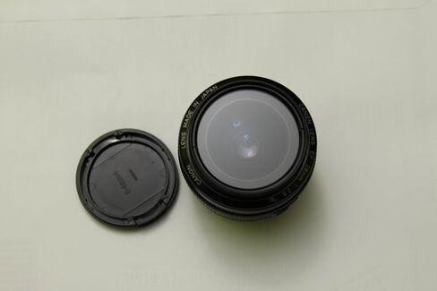 Canon EF 28mm f/2.8 Lens for Canon SLR Cameras in Saudi Arabia