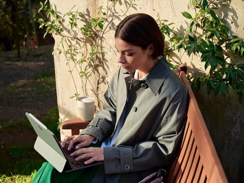 OnePlus Magnetic Keyboard - Green - Compatible with the Pad 1 Only in Kuwait