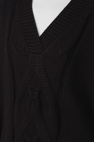 KF/KaufmanFranco Collective Women's Black Slouchy Cable Knit Sweater in Kuwait