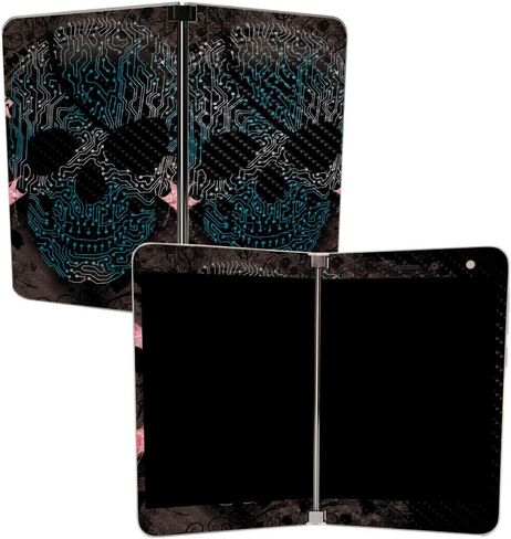 غلاف MightySkins من ألياف الكربون لجهاز Microsoft Surface Duo - Cyber ​​Pirate | لمسة نهائية واقية ومتينة من ألياف الكربون | سهل التطبيق والإزالة وتغيير الأنماط | صنع في الولايات المتحدة الأمريكية in Kuwait