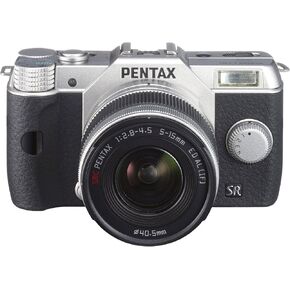Pentax Q10 12.4MP with 02 zoom lens kit (Silver) in Kuwait