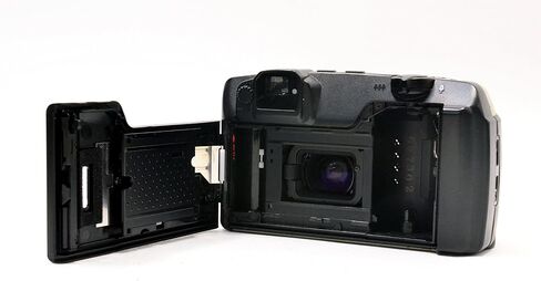 كاميرا بنتاكس آي كيو زووم 105 جي 35 ملم in Kuwait