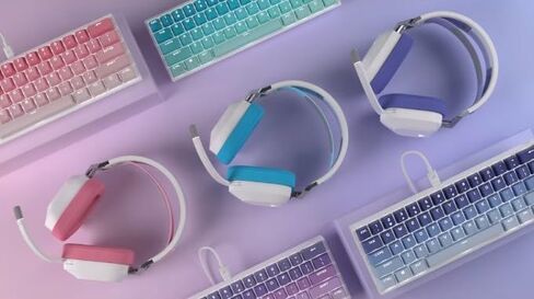 Corsair HS80 RGB Wireless Premium Gaming Headset with Spatial Audio – Purple Rune (Renewed) in Kuwait