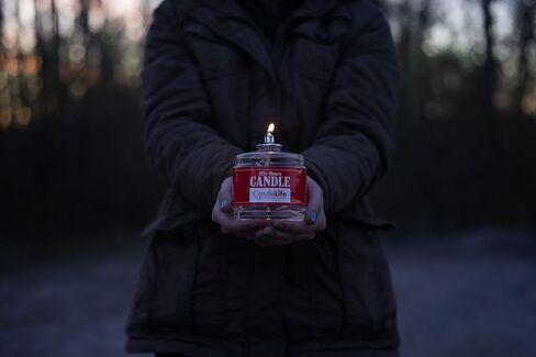 Candlelife Emergency Survival Candle (Set of 4) - 115 Hours Long Lasting Burning Time - Great Source of Light for Blackout, Camping, Fishing and Hunting - Smoke & Odor-Free | Clear Mist in Saudi Arabia